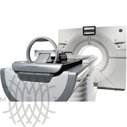 GE HealthCare Revolution CT компьютерный томограф